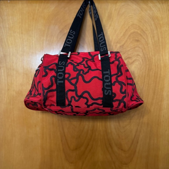 TOUS Bear Collection Red & Black Kaos Canvas Barrel Bag - 3 zipper pockets - Picture 6 of 10